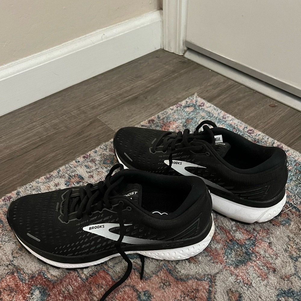Brooks Ghost 15 Running Shoes
